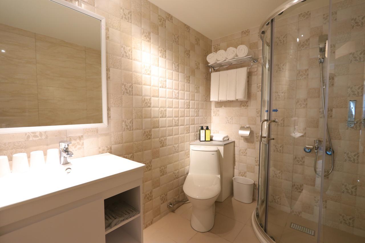 Flora Inn Tainan Zewnętrze zdjęcie
